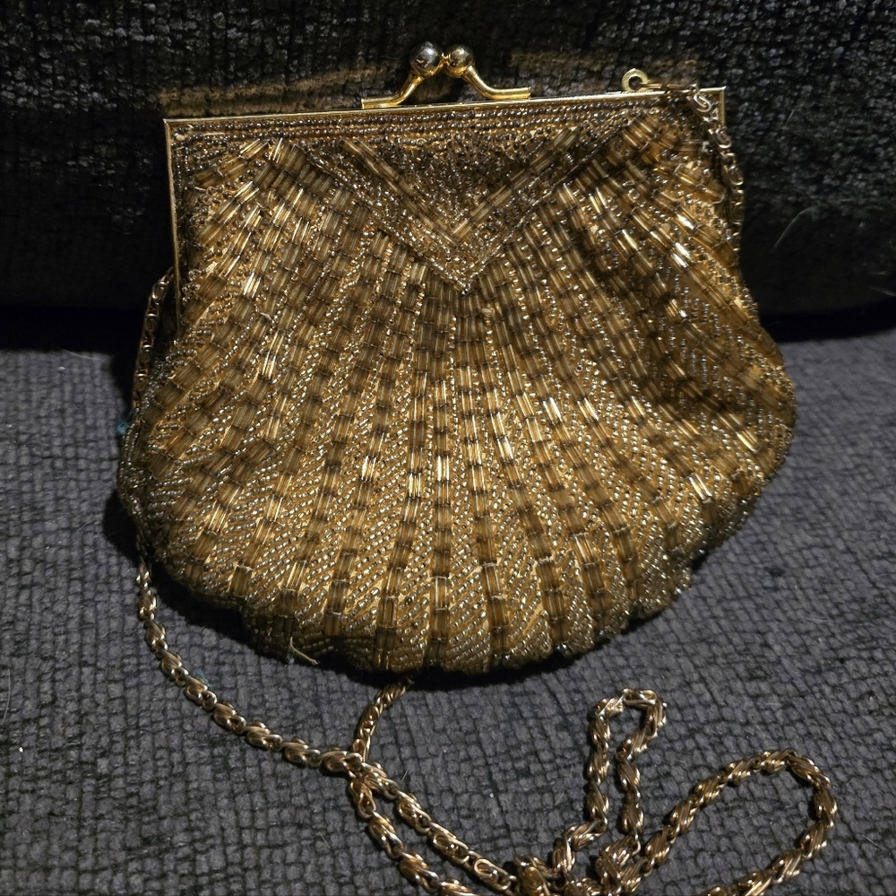 Valerie Stevens | Vintage Beaded Shell Evening Clutch Purse - Picture 4 of 6